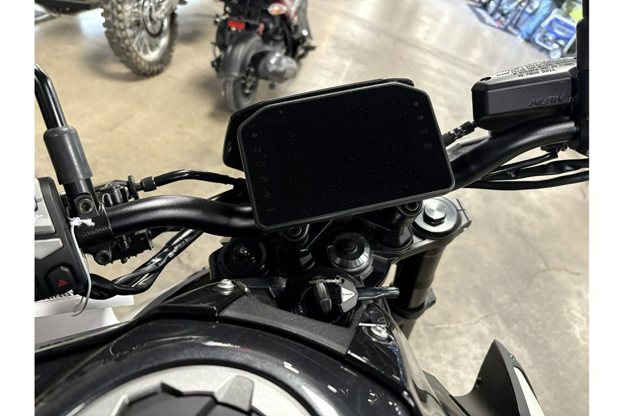 2025 Kawasaki Z900 ABS