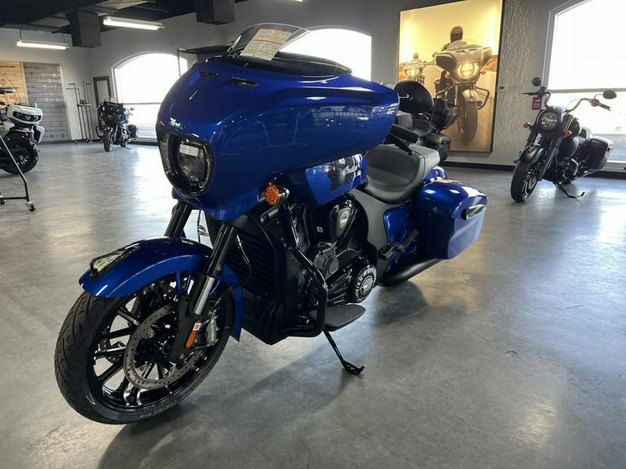2026 Indian Motorcycle® Chieftain® Dark Horse® w/PowerBand Audio Deep Blue Metallic