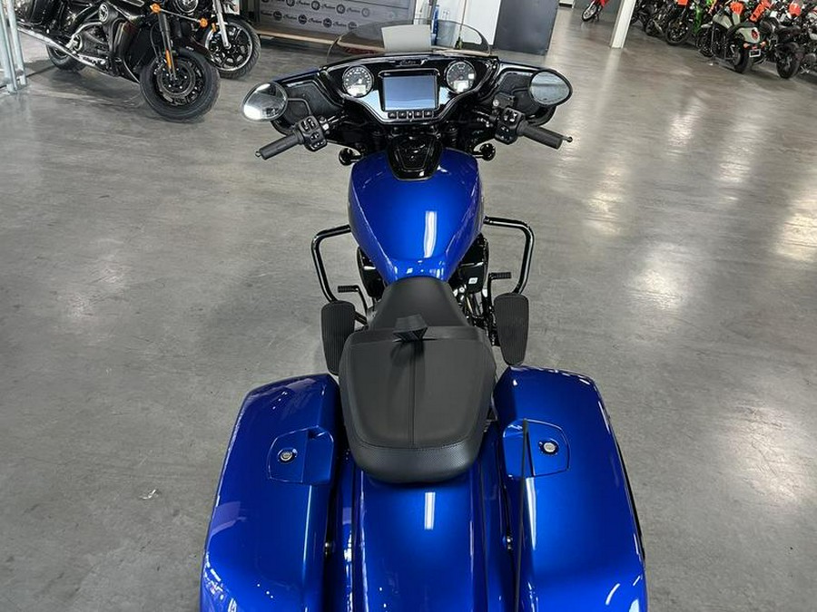 2026 Indian Motorcycle® Chieftain® Dark Horse® w/PowerBand Audio Deep Blue Metallic