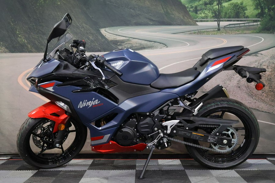 2026 Kawasaki Ninja® 500 ABS Metallic Matte Twilight Blue