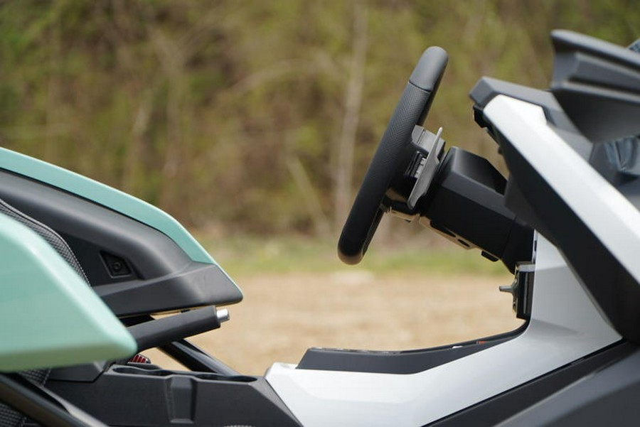 2026 Polaris Slingshot® R AutoDrive