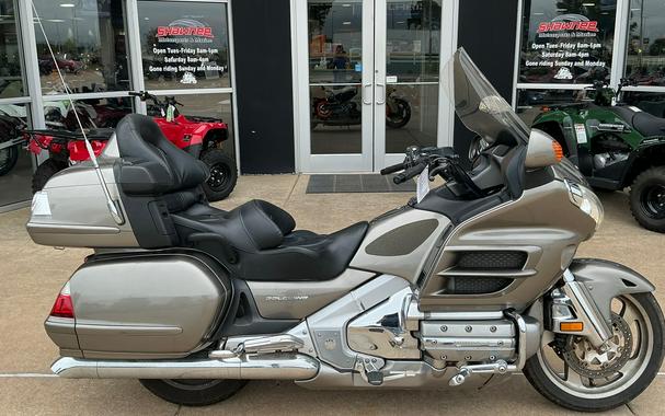 2008 Honda Gold Wing Airbag