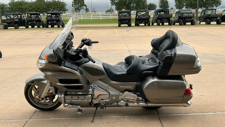 2008 Honda GoldWing Airbag