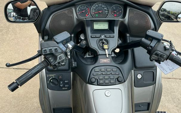 2008 Honda Gold Wing Airbag