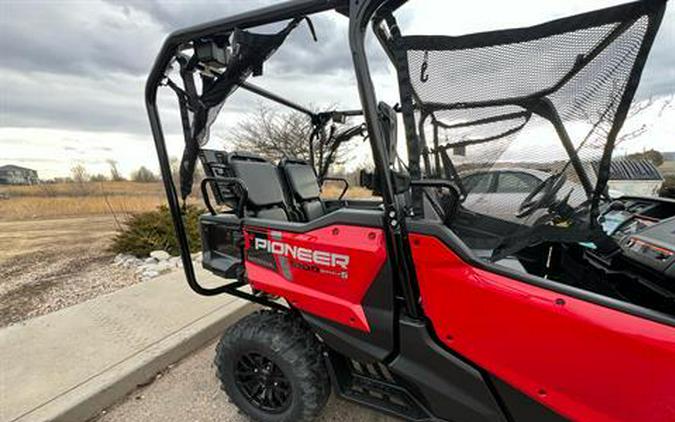 2024 Honda Pioneer 1000-5 Deluxe