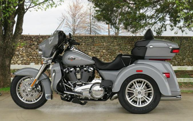 2024 Harley-Davidson® FLHTCUTG - Tri Glide® Ultra