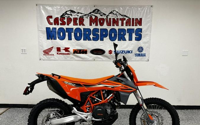 2024 KTM 690 Enduro R