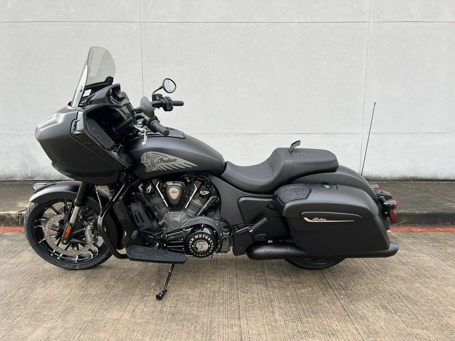 2024 Indian Motorcycle® Challenger® Dark Horse® w/PowerBand Audio Pkg Black Smoke