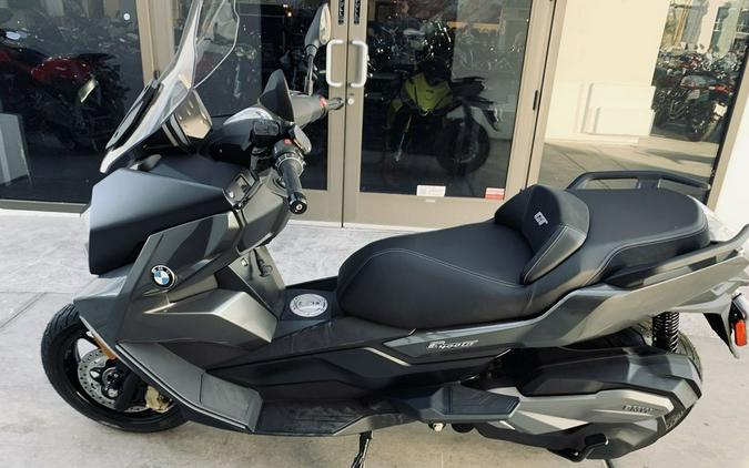 2023 BMW C 400 GT Triple Black