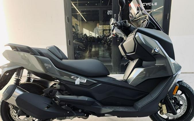 2023 BMW C 400 GT Triple Black