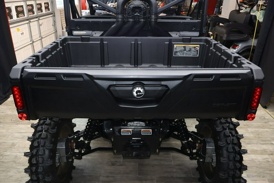 2023 Can-Am Defender 6x6 DPS HD10