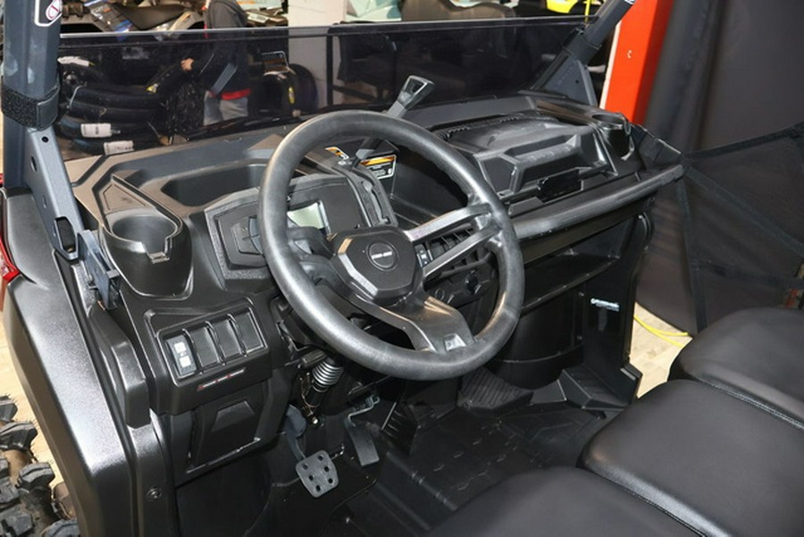 2023 Can-Am Defender 6x6 DPS HD10