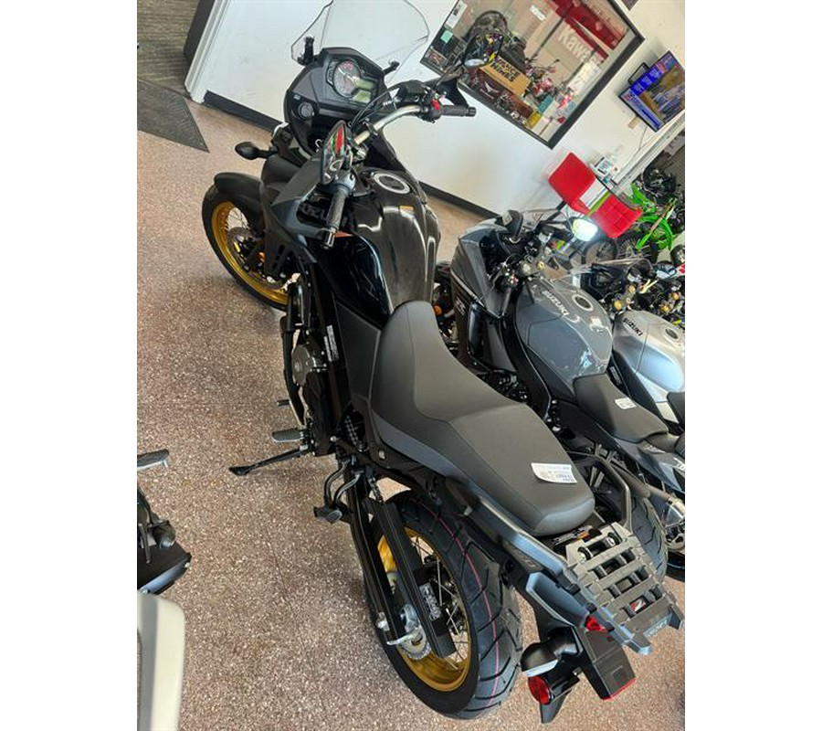 2025 Suzuki V-Strom 650XT Adventure