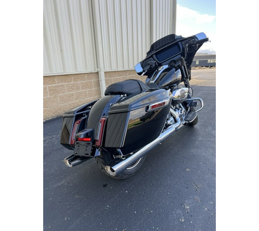 2025 Harley-Davidson FLHX - Street Glide