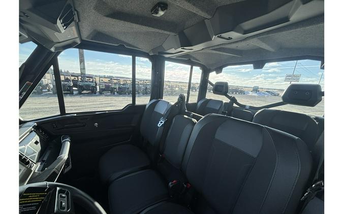 2026 Can-Am SSV DEF MAX XTCAB 65 HD11 CA HB 26 XT CAB HD11