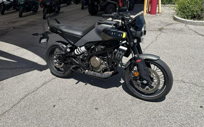 2024 Husqvarna SVARTPILEN 401
