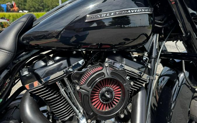 2018 Harley-Davidson® Street Glide® Special Vivid Black