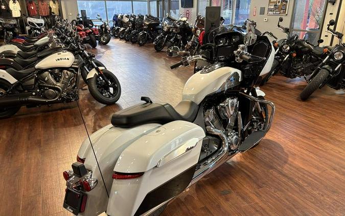 2025 Indian Motorcycle® Challenger® Limited 112 Ghost White Metallic with Black Metallic