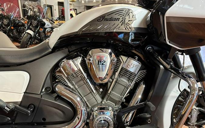 2025 Indian Motorcycle® Challenger® Limited 112 Ghost White Metallic with Black Metallic