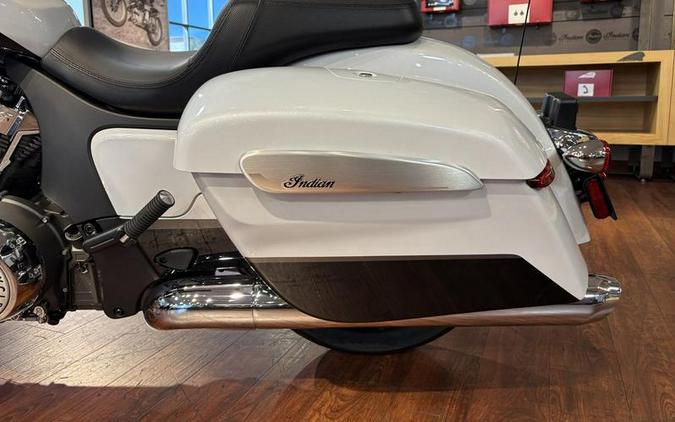 2025 Indian Motorcycle® Challenger® Limited 112 Ghost White Metallic with Black Metallic