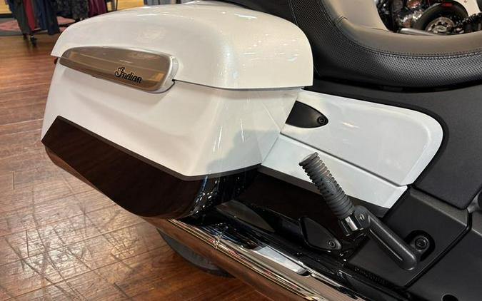 2025 Indian Motorcycle® Challenger® Limited 112 Ghost White Metallic with Black Metallic