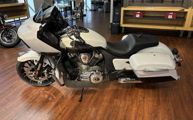 2025 Indian Motorcycle® Challenger® Limited 112 Ghost White Metallic with Black Metallic