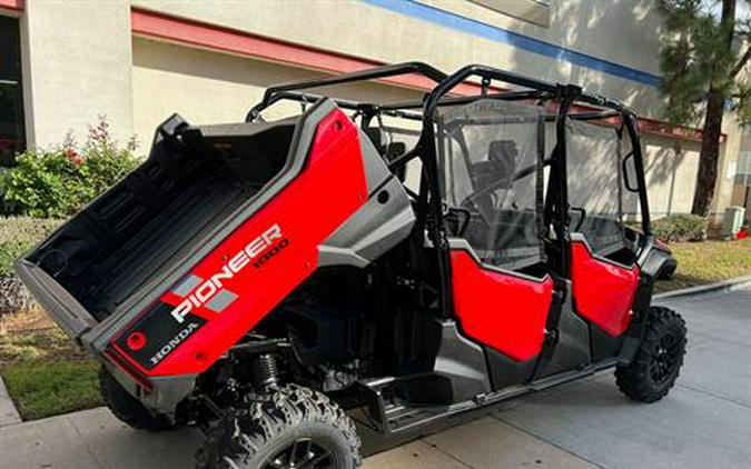 2023 Honda Pioneer 1000-6 Deluxe Crew