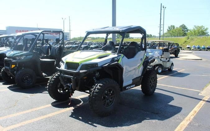 2024 Polaris® GENERAL XP 1000 SPORT - GHOST GRAY Sport