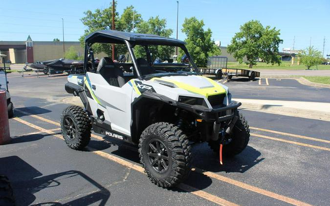 2024 Polaris® GENERAL XP 1000 SPORT - GHOST GRAY Sport