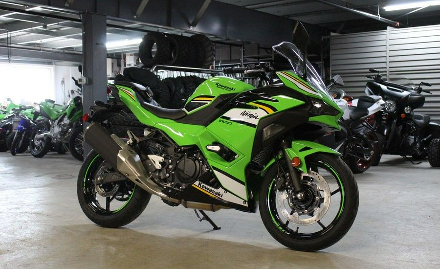 2025 Kawasaki Ninja® 500 KRT Edition SE ABS