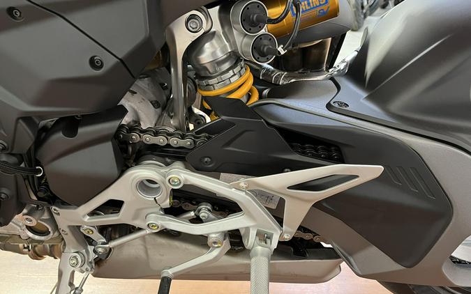 2025 Ducati STREETFIGHTER V4S 3G