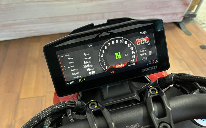 2025 Ducati STREETFIGHTER V4S 3G