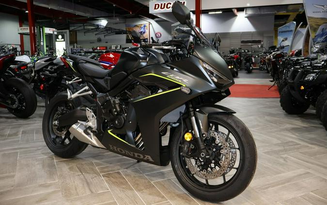 2026 Honda CBR650R E-Clutch