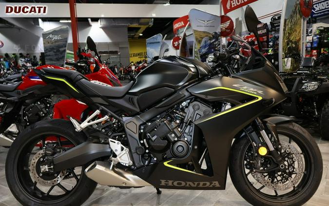 2026 Honda CBR650R E-Clutch