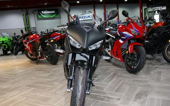 2026 Honda CBR650R E-Clutch