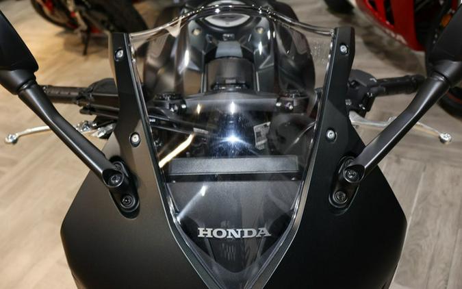 2026 Honda CBR650R E-Clutch