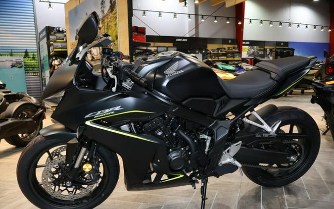2026 Honda CBR650R E-Clutch