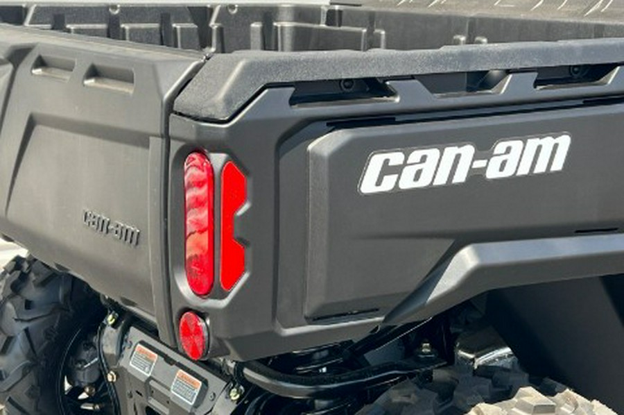 2026 Can-Am Defender MAX DPS HD9
