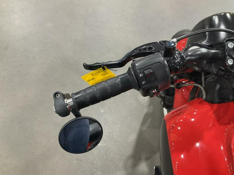 2021 Indian Motorcycle® Scout® Bobber ABS Icon Indy Red