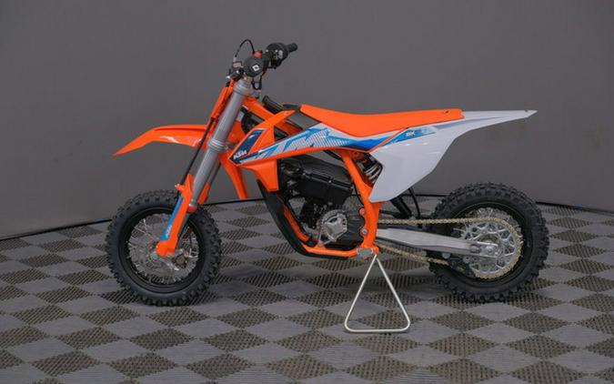 2024 KTM SX-E 3