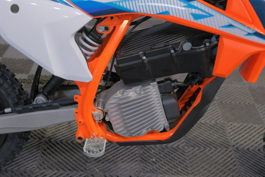 2024 KTM SX-E 3