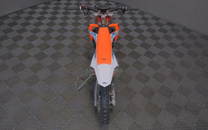 2024 KTM SX-E 3