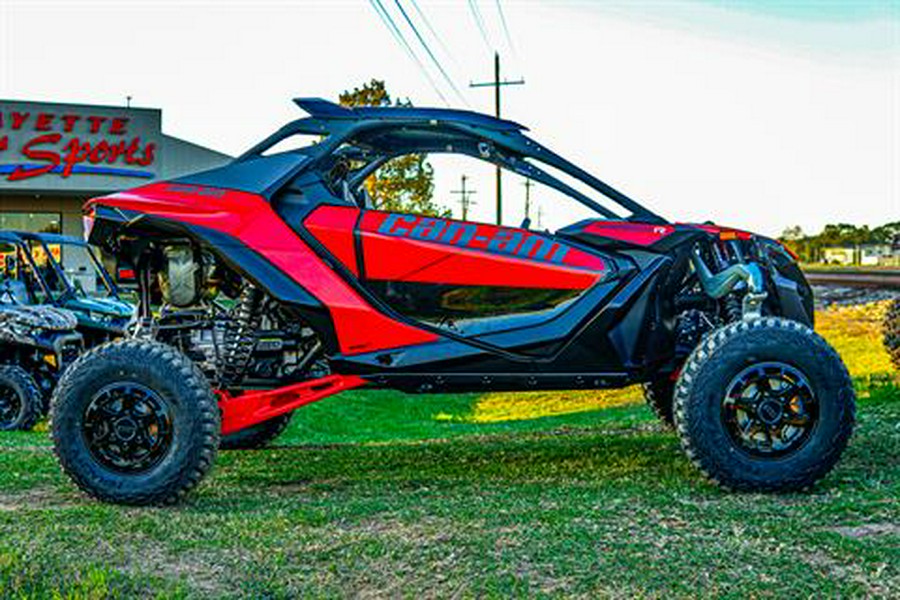 2024 Can-Am Maverick R X