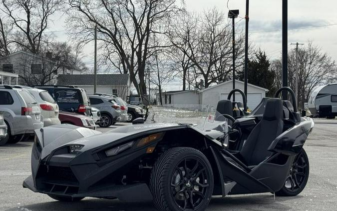 2026 Polaris Slingshot® S Manual