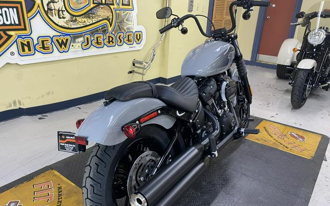 2024 Harley-Davidson Street Bob 114 Billiard Gray