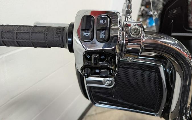 2019 Indian Chieftain Classic Thunder Black