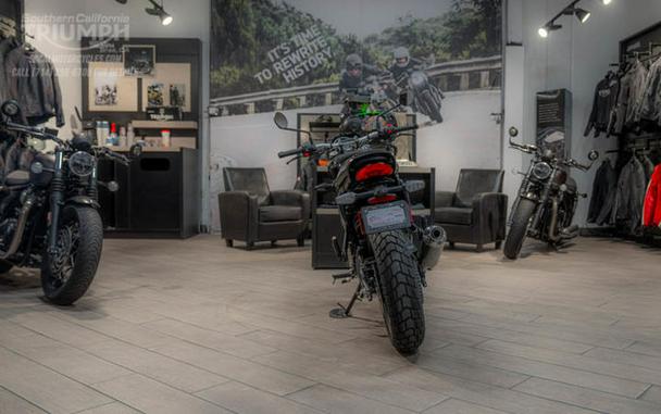 2027 Triumph Tracker 400 Phantom Black