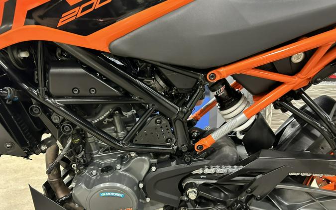 2023 KTM 200 DUKE