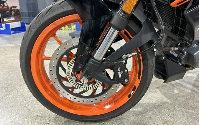 2023 KTM 200 DUKE