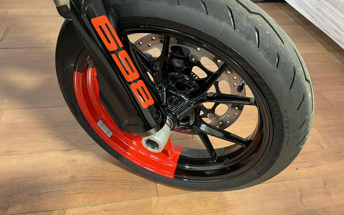 2025 Ducati HYPERMOTARD 698 MONO RVE